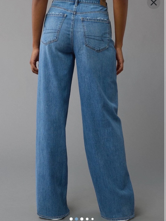 American Eagle Dreamy Drape Stretch Super High-Waisted Baggy Wide-Leg Jeans - Picture 2 of 15